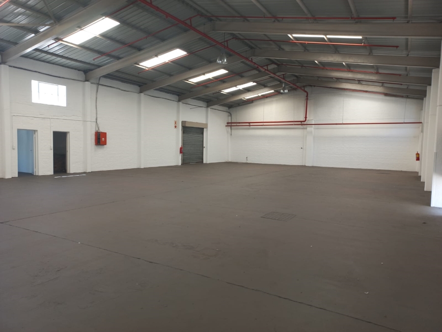 To Let commercial Property for Rent in Maitland Western Cape